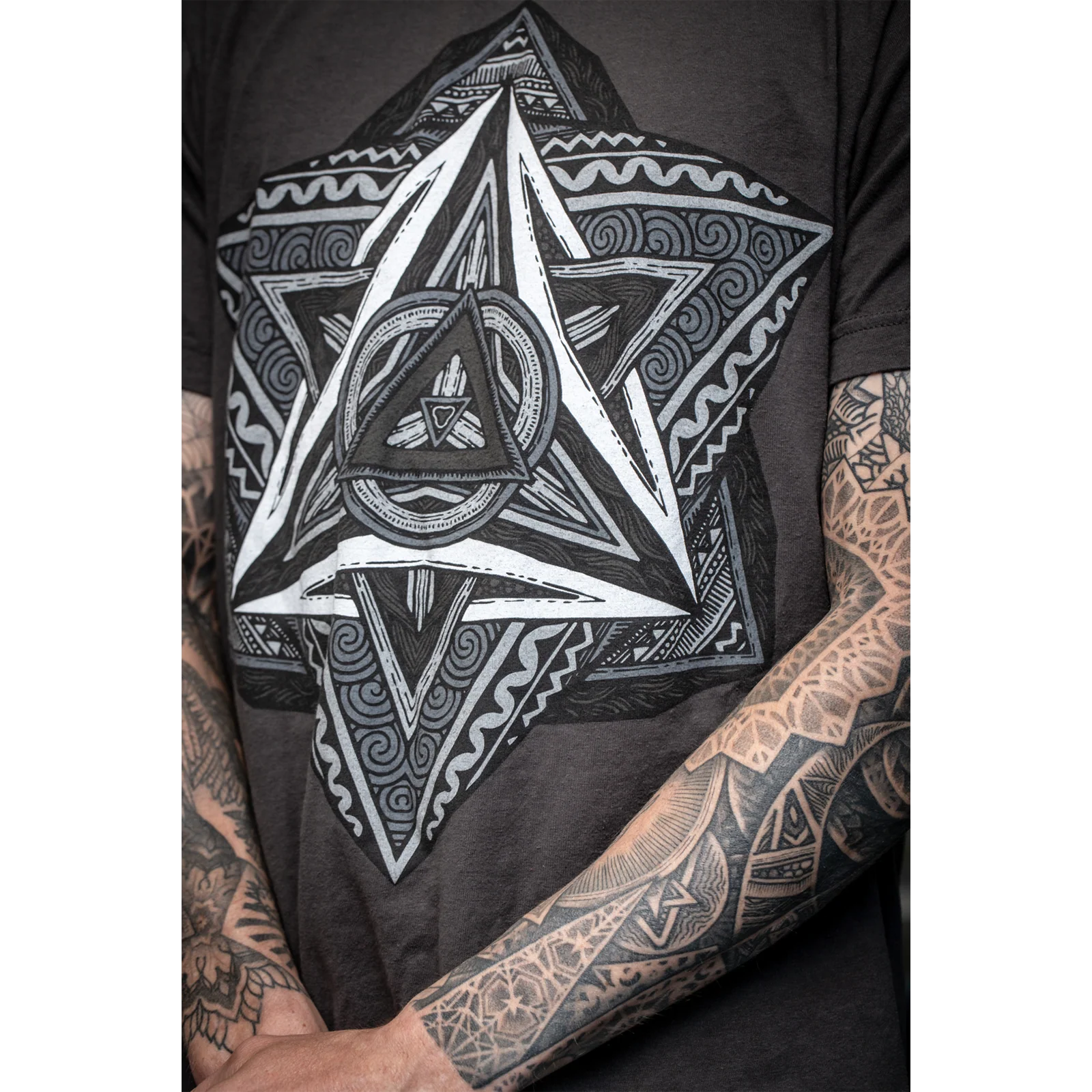 Thomas Hooper "Ashes and Diamonds" Grey T-Shirt - Image 2