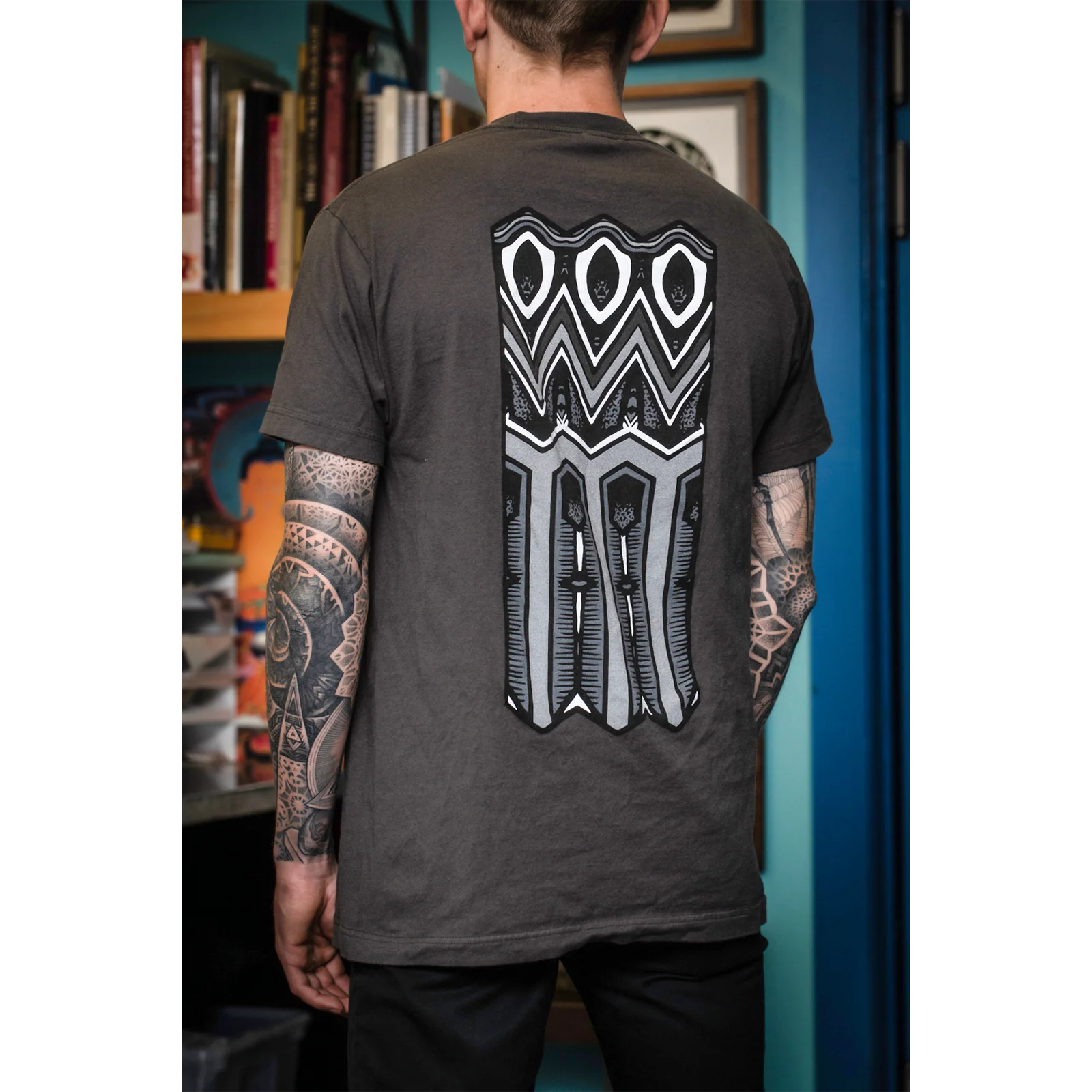 Thomas Hooper "Ashes and Diamonds" Grey T-Shirt - Image 3