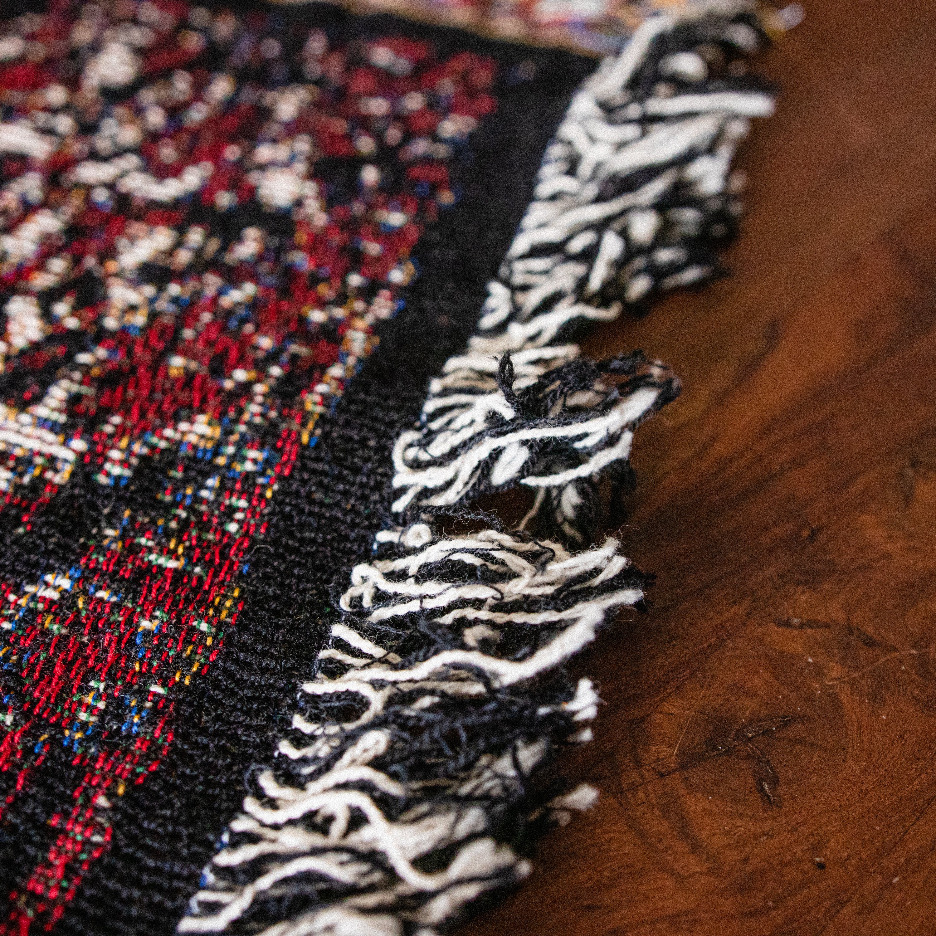 Thomas Hooper "Shattered Light" Blanket - Image 3